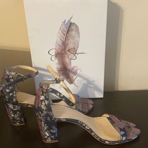 Jessica Simpson Flowery Sandals size 9.5